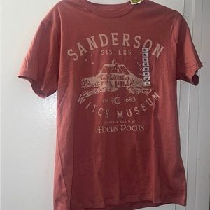 Disney hocus pocus Sanderson sisters tshirt size M